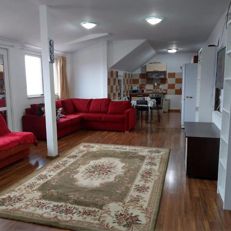 Apartament 5 Camere Cu Balcon Costinesti Plaja 5 Minute Nucilor 6 Ngoại thất bức ảnh