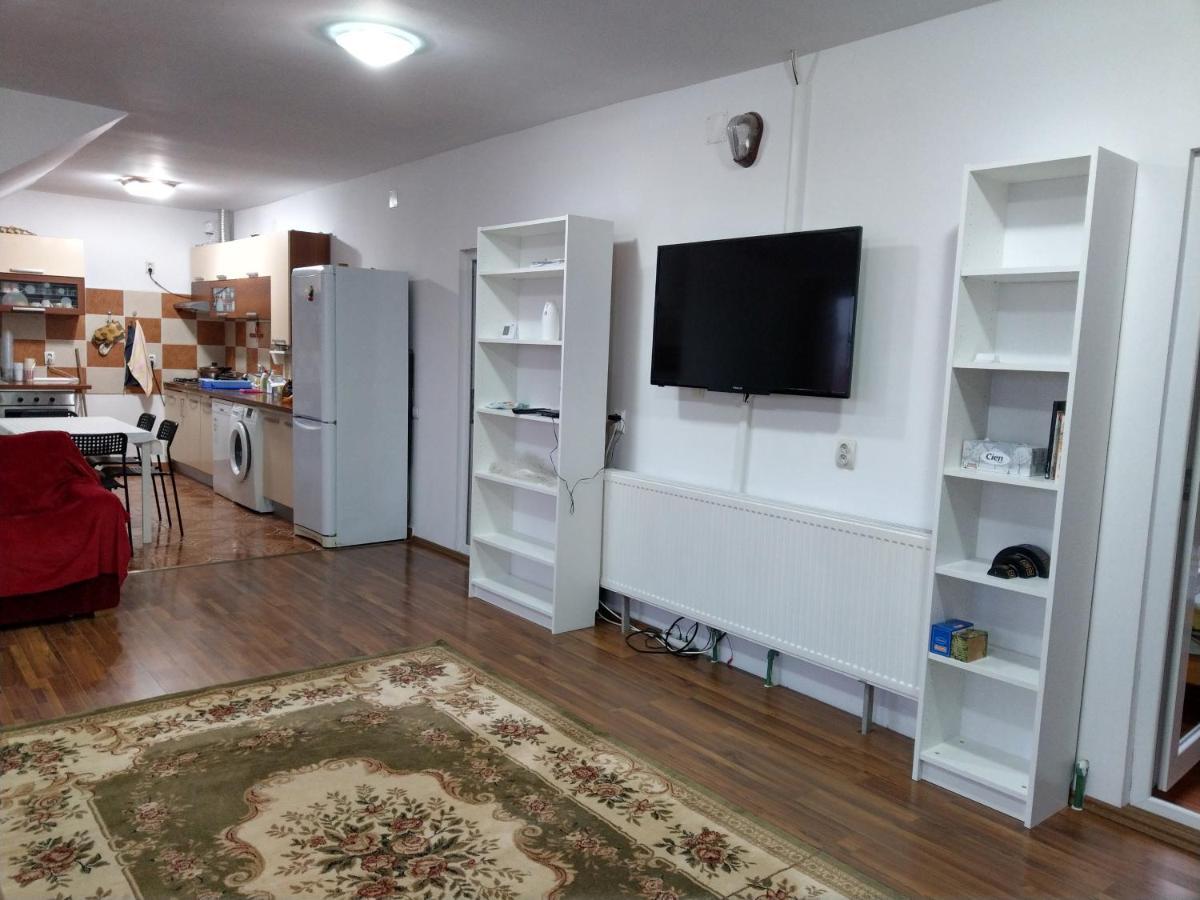 Apartament 5 Camere Cu Balcon Costinesti Plaja 5 Minute Nucilor 6 Ngoại thất bức ảnh